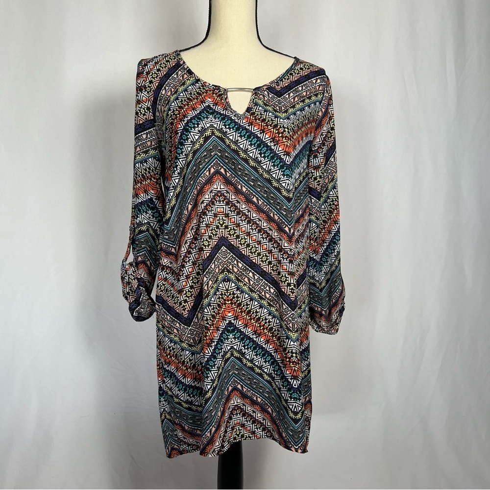 Poetry geometric pattern colorful blouse women’s medium made in the USA